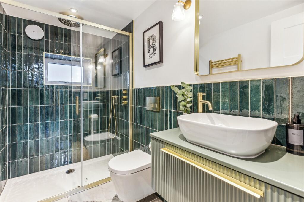 150230_BES230271_IMG_05_0000