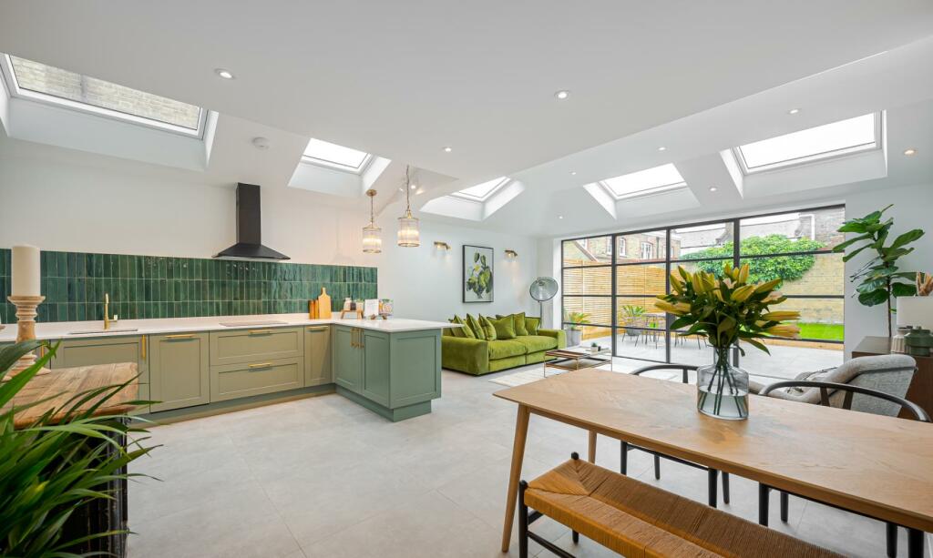 263546_2693953_IMG_00_0000