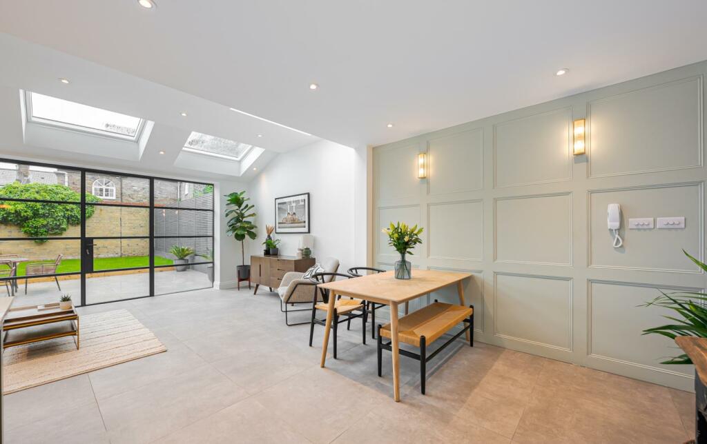 263546_2693953_IMG_08_0000