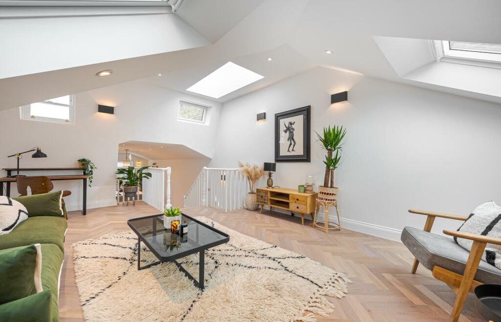 263546_2693954_IMG_10_0000