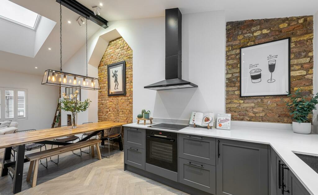 263546_2704962_IMG_10_0000