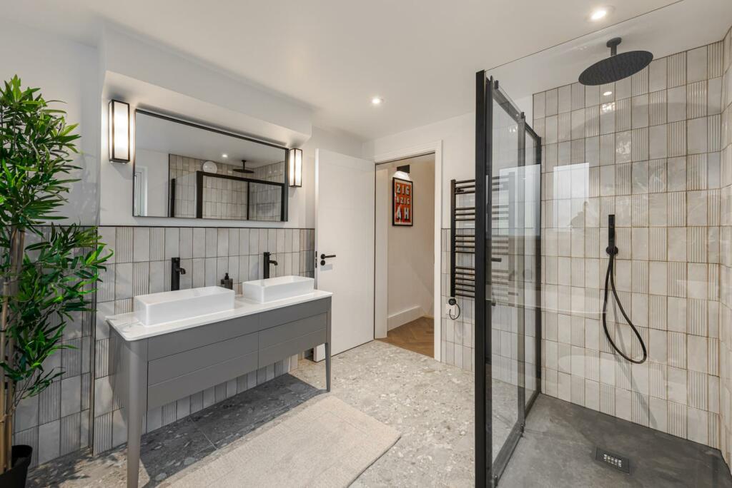 263546_2704962_IMG_16_0000